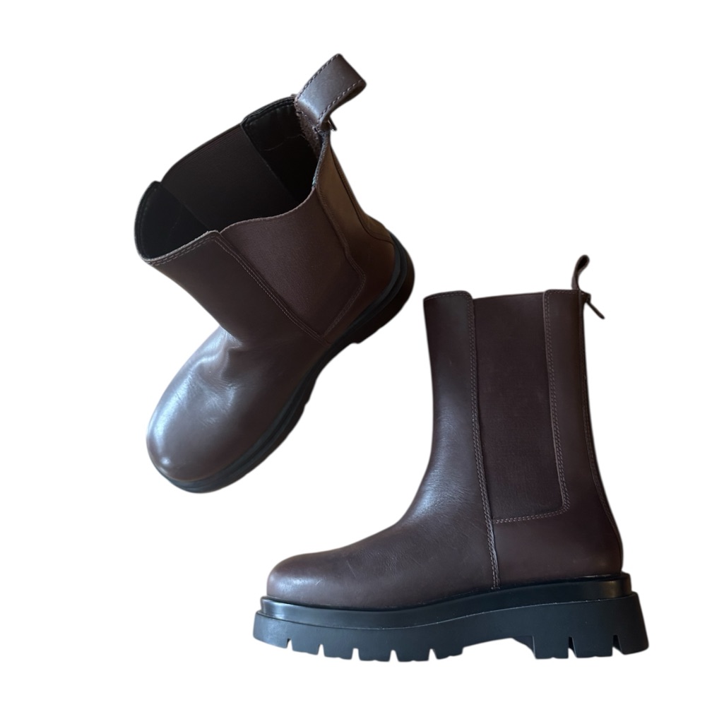 Brand New Leather Aldo Chunky Brown Boots Size 9
